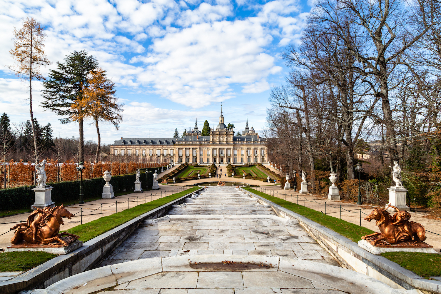Экскурсия в Сеговию и La Granja