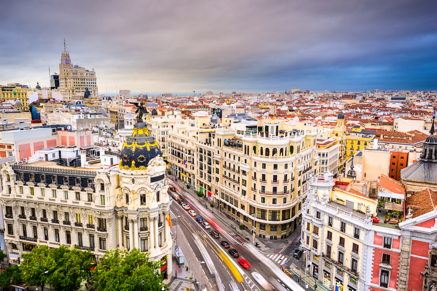 Tour en coche y a pie 4 horas in madrid